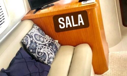 4fe2b8e3-a998-4025-8612-43ba4e891e37